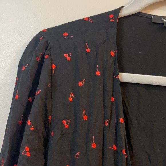 Rails Lola Metallic Cherries Long Sleeve Wrap Dress XS - Picture 6 of 9